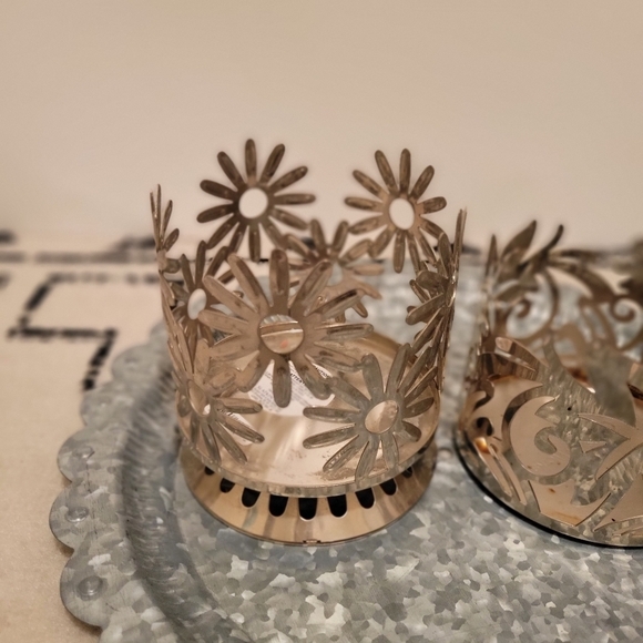 ⭐️40% Off⭐️ Bath & Body Works / White Barn 4 Spring Candle Sleeve Bundle - Picture 3 of 13